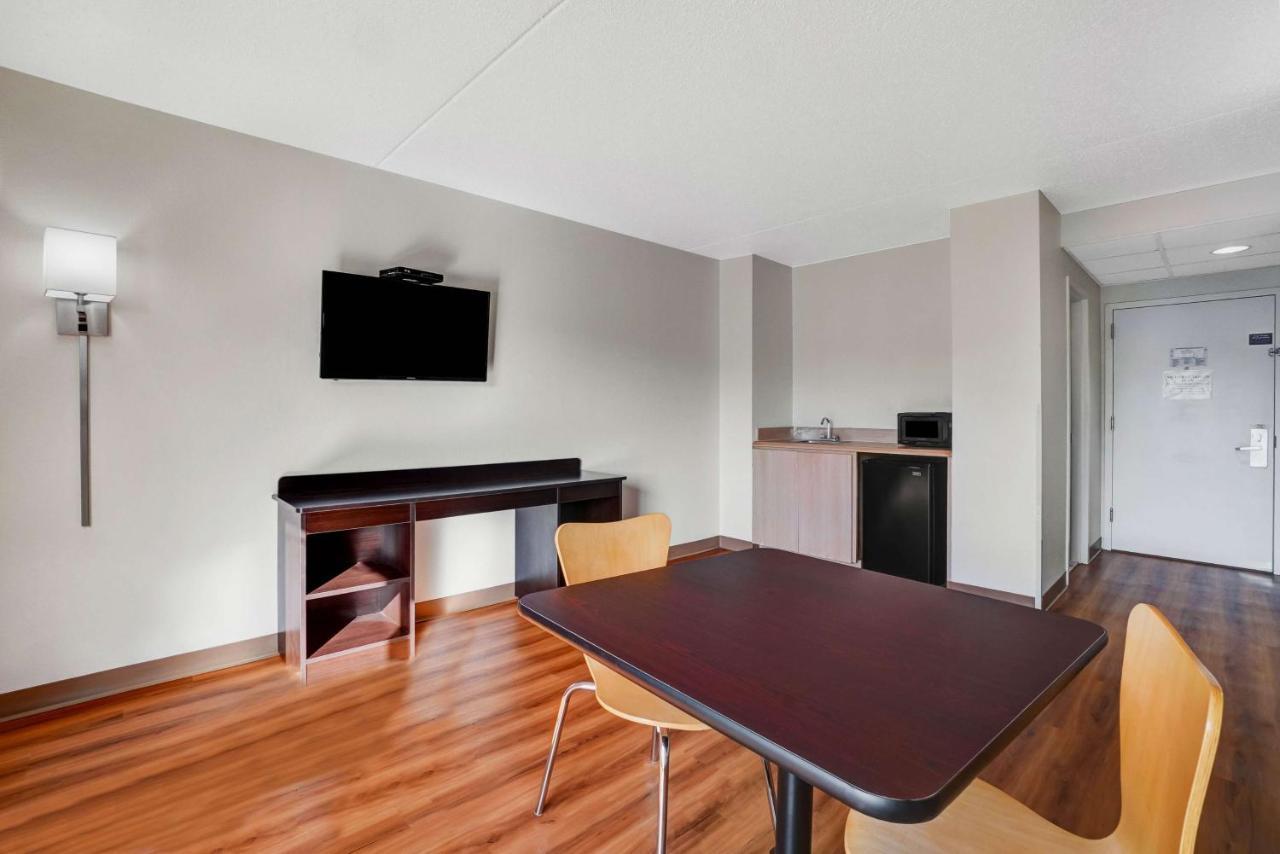 6-lawrenceville, Nj Hotel
