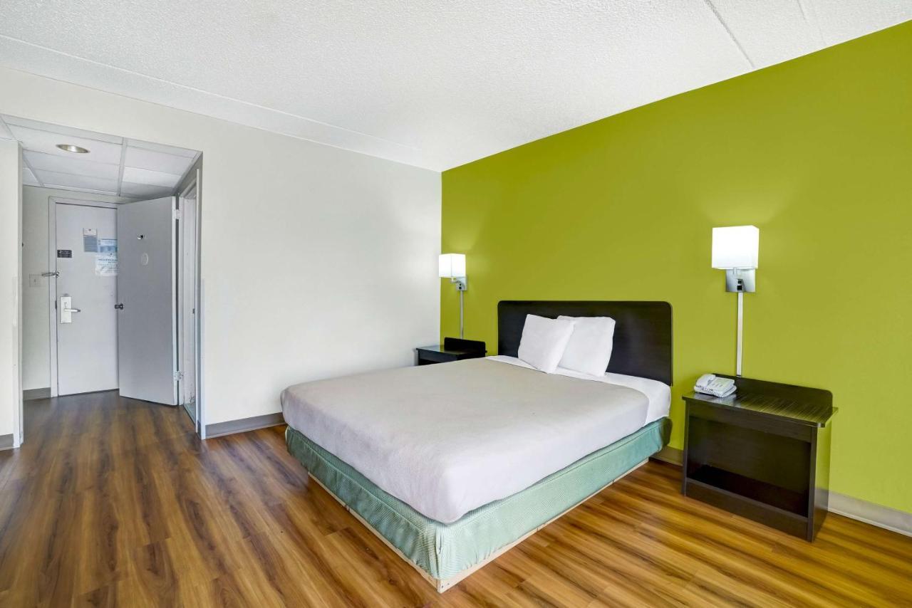Hotel 6-lawrenceville, Nj 2*